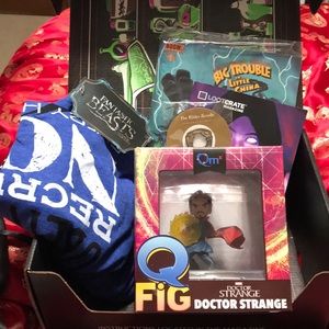 LOOT CRATE MAGICAL NOVEMBER 2016